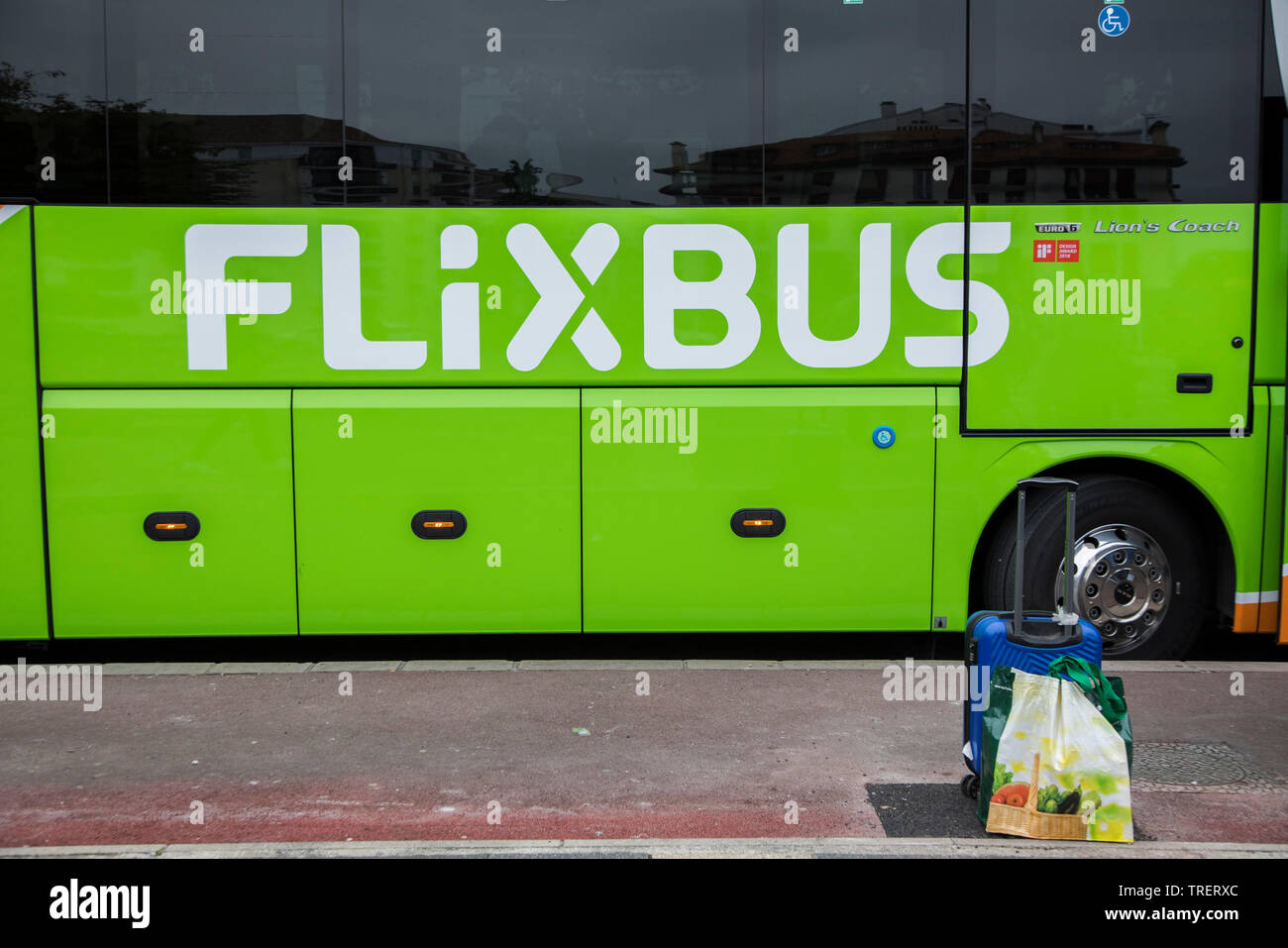 Autobus di lunga distanza (Europa) autobus intercity Flixbus servizio Foto Stock