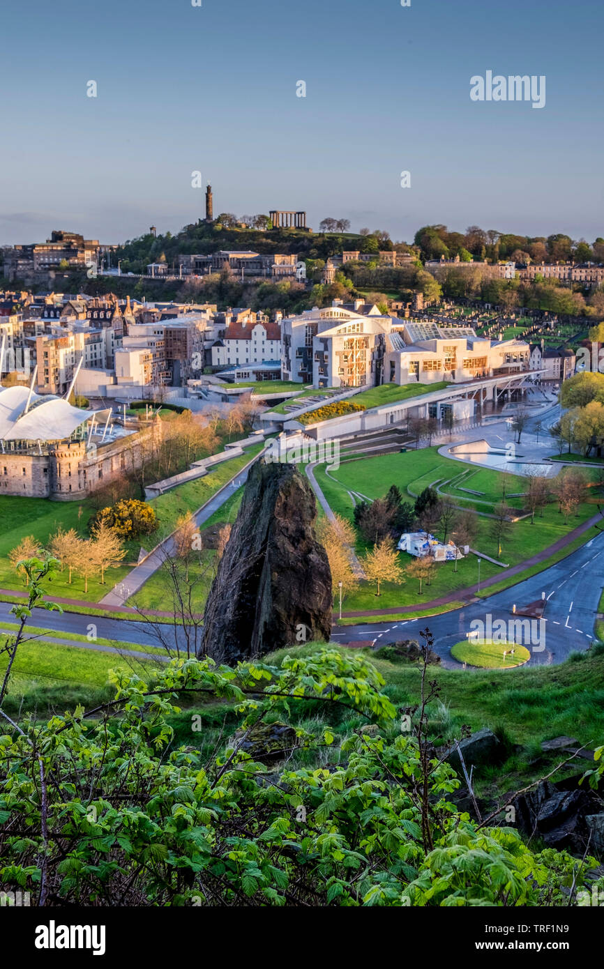 Scottish Parialment edificio da Holyrood Park Foto Stock