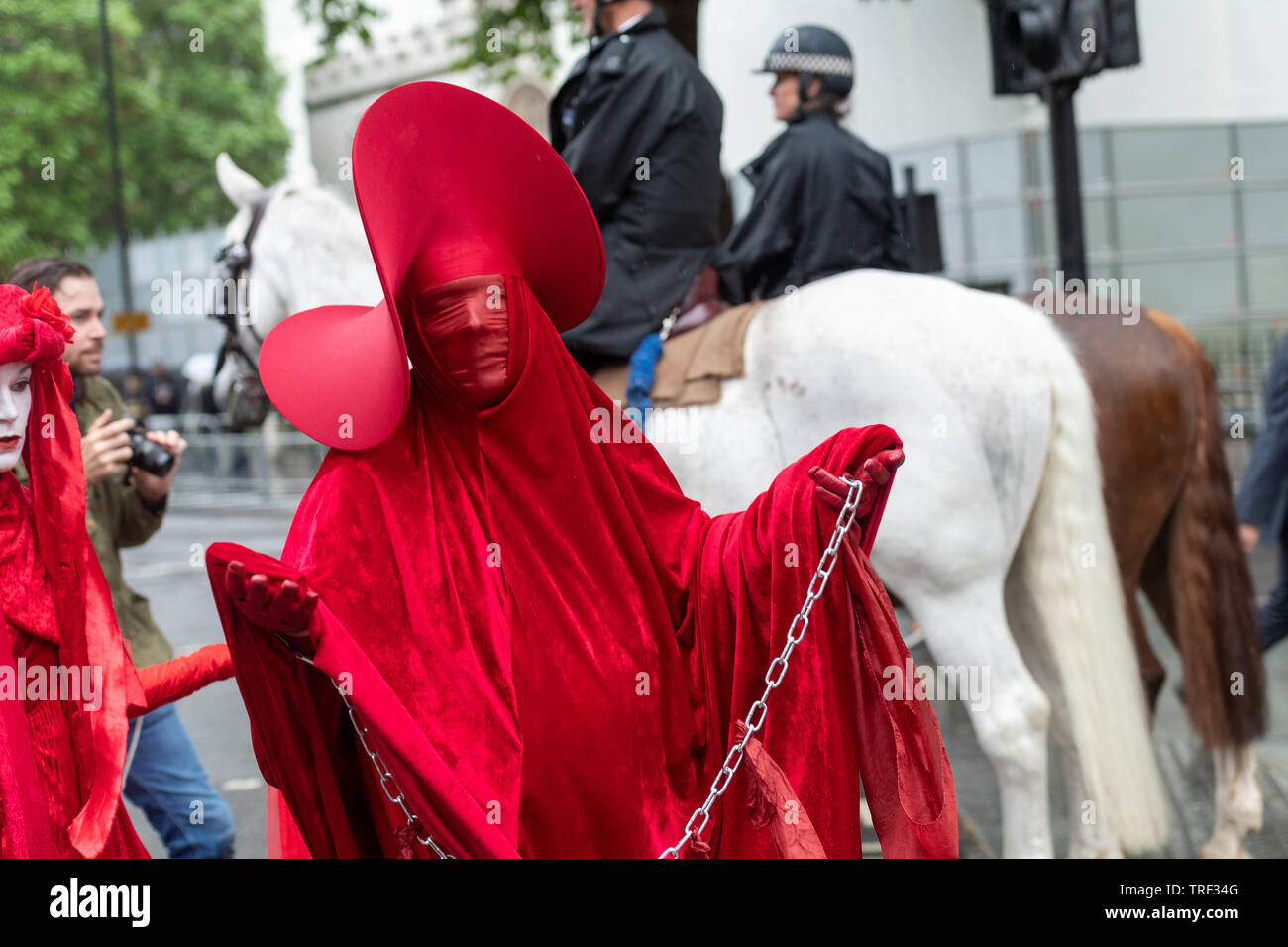 Londra 4 giugno 2019 Anti Trump dimostrazioni in piazza del Parlamento Credito: Ian Davidson/Alamy Live News Foto Stock