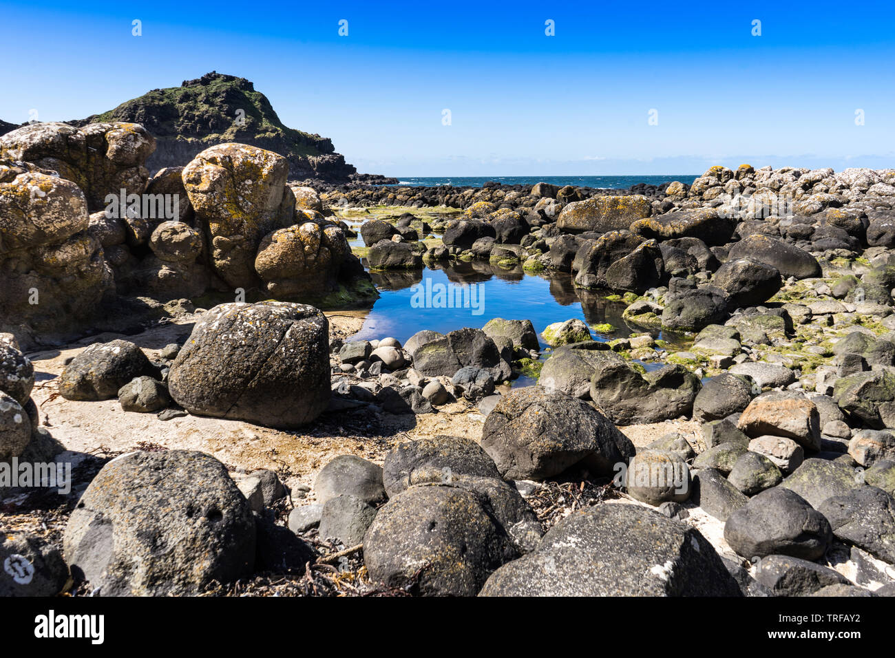 Costiera tipica vista delle scogliere, Irlanda Foto Stock