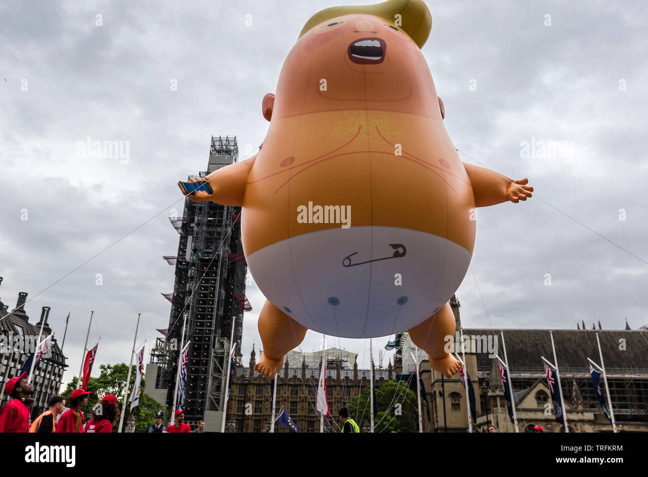 Un bambino Trump galleggianti in piazza del Parlamento durante la Donald Trump la visita di Stato nel Regno Unito Foto Stock