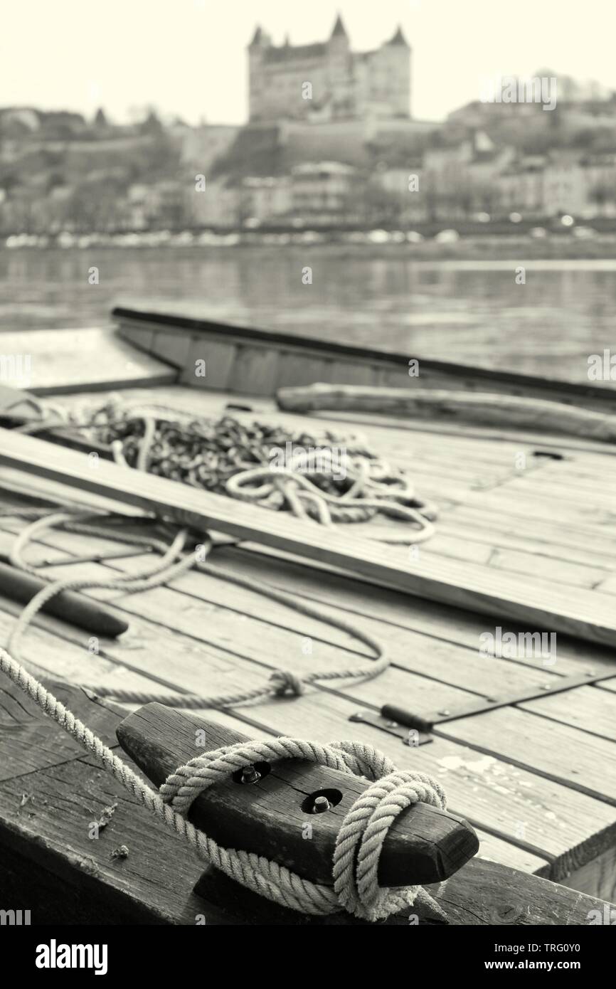 Una barca sulla Loire (Saumur - Francia) Foto Stock