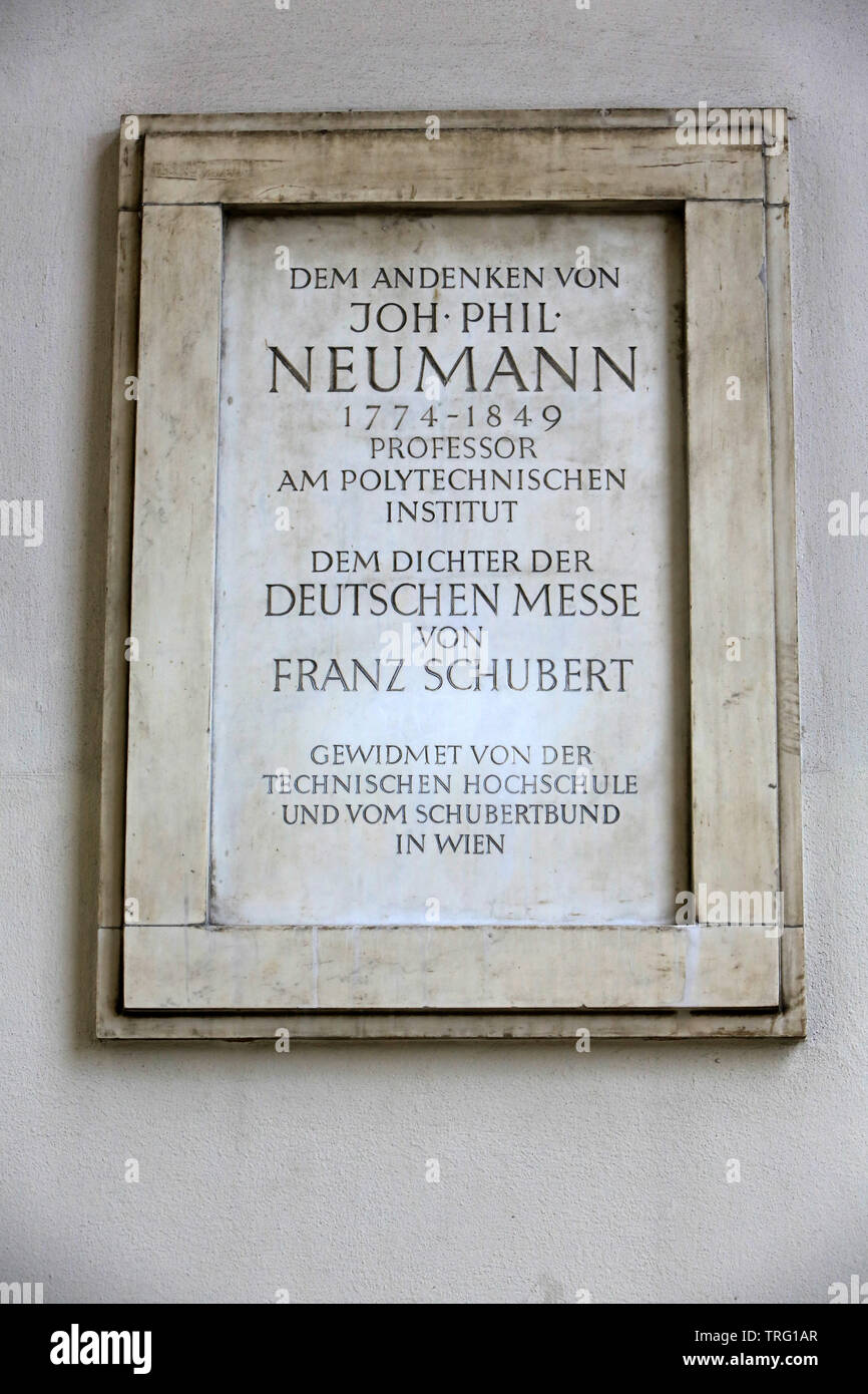 La placca commémorative en la mémoire de Giovanni Phil Neumann 1774-1849Karlskirche. San Carlo, la Chiesa. Vienne. Autriche. Foto Stock