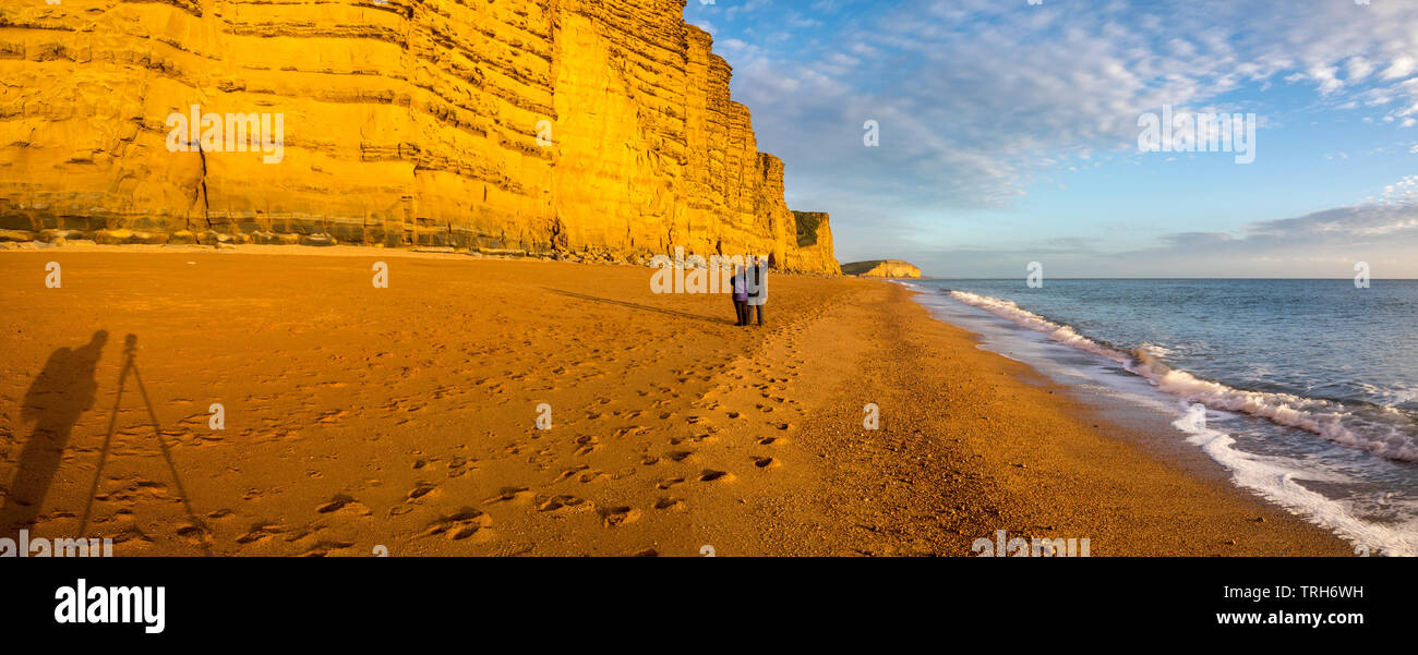 Oriente scogliere, West Bay, Jurassic Coast, Dorset, England, Regno Unito Foto Stock