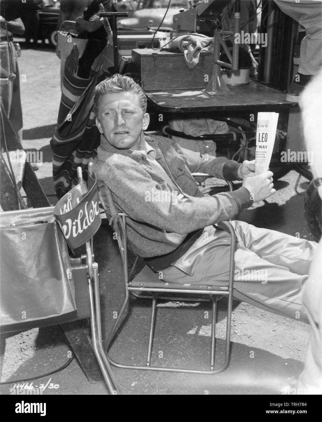 KIRK DOUGLAS introito su Imposta posizione candide ACE nel foro / IL GRANDE CARNEVALE 1951 director Billy Wilder Paramount Pictures Foto Stock