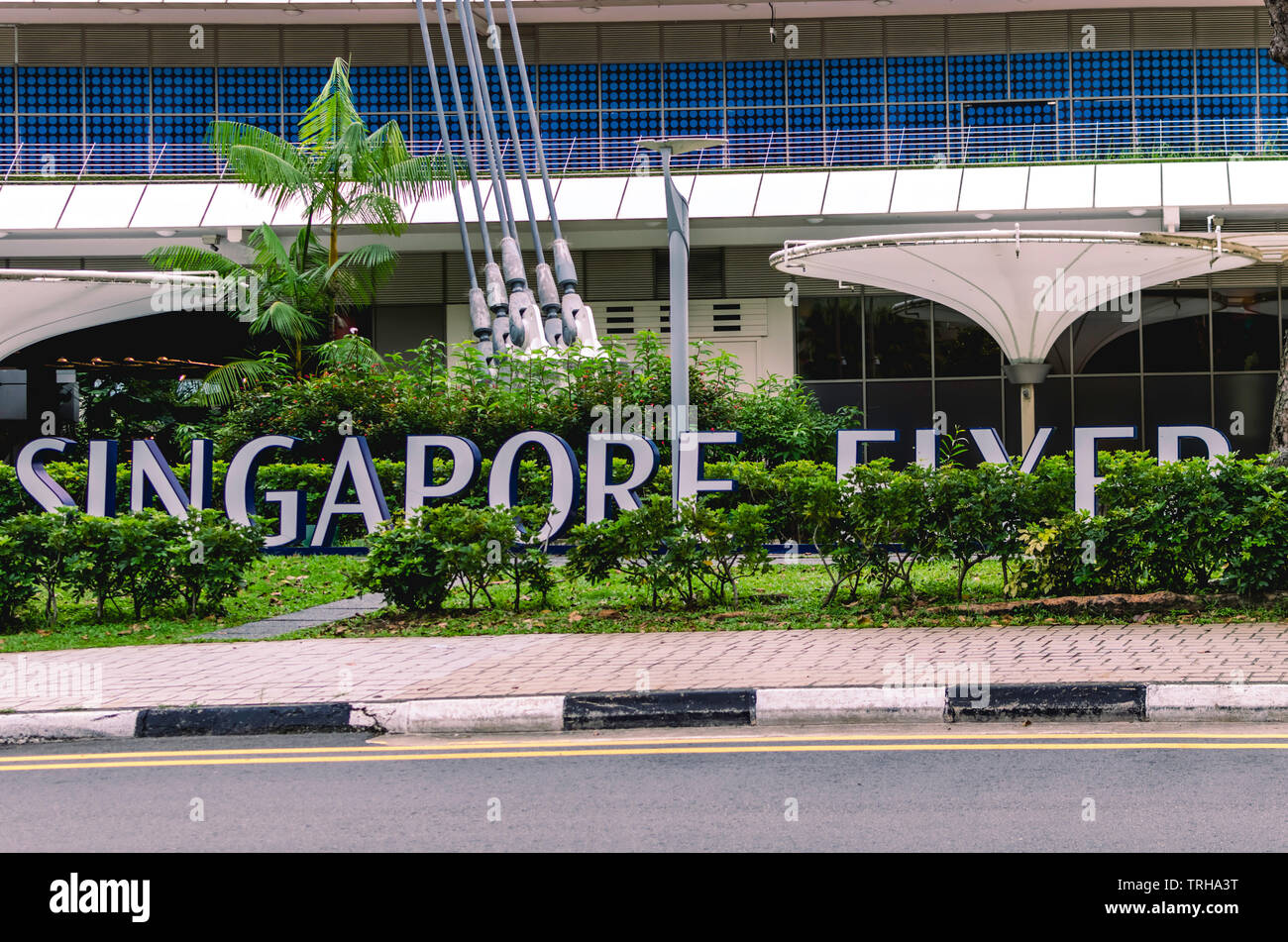 Singapore Flyer segno nella parte anteriore del Singapore Flyer, Singapore Foto Stock
