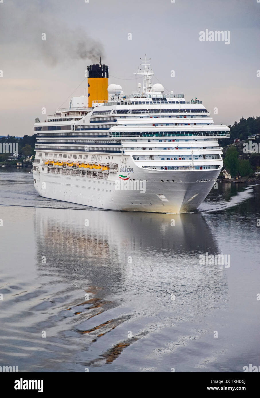 Nave da crociera Costa Magica nell'arcipelago di Stoccolma vicino a Stoccolma in Svezia in Europa Foto Stock