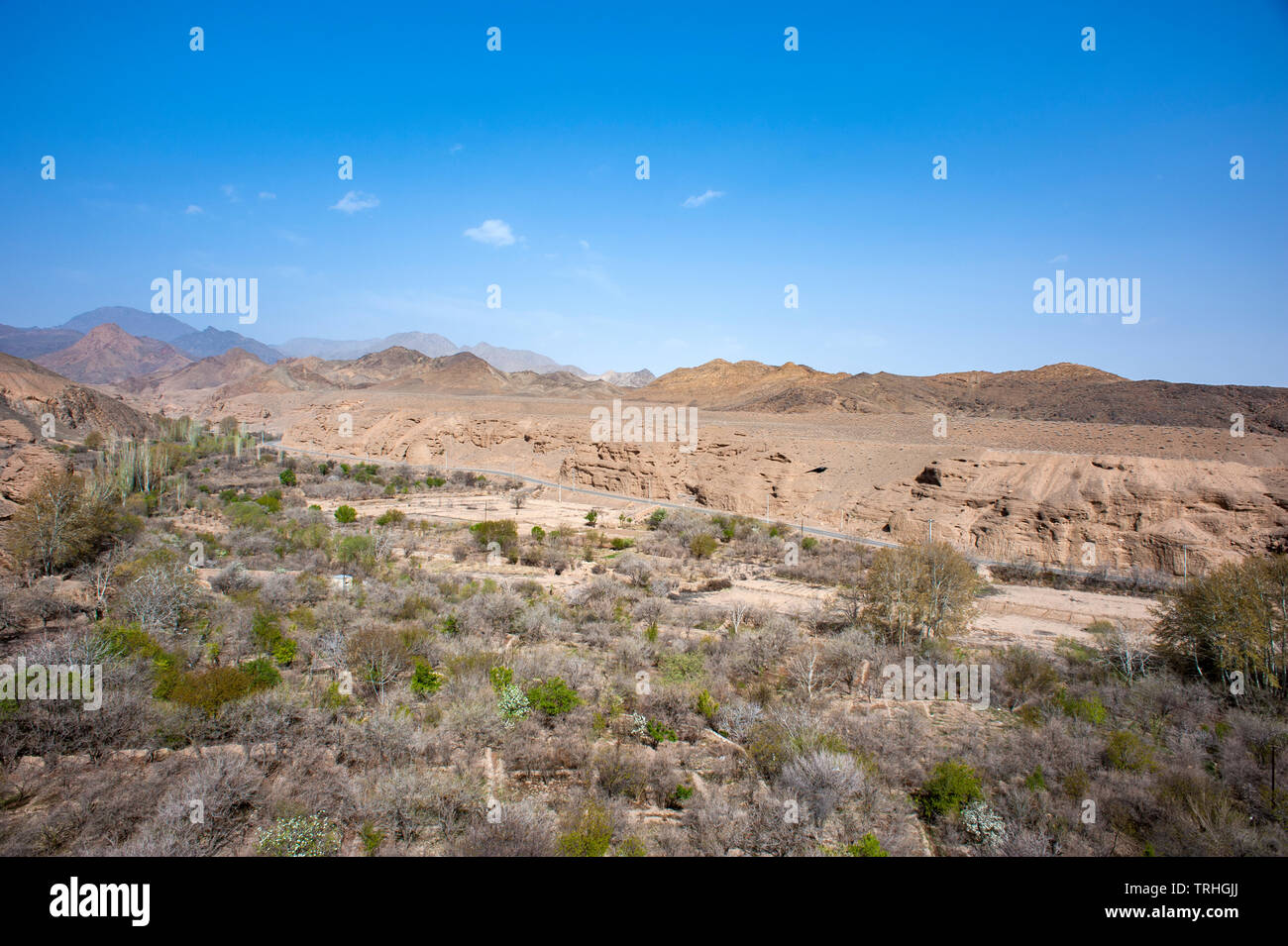 Il paesaggio del deserto sul modo per Abyaneh in Iran. Foto Stock