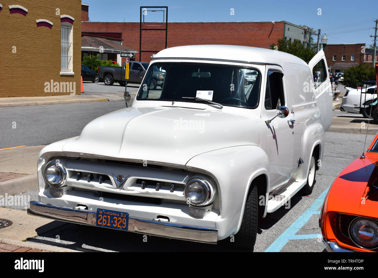 Un 1953 Pannello Ford Truck. Foto Stock