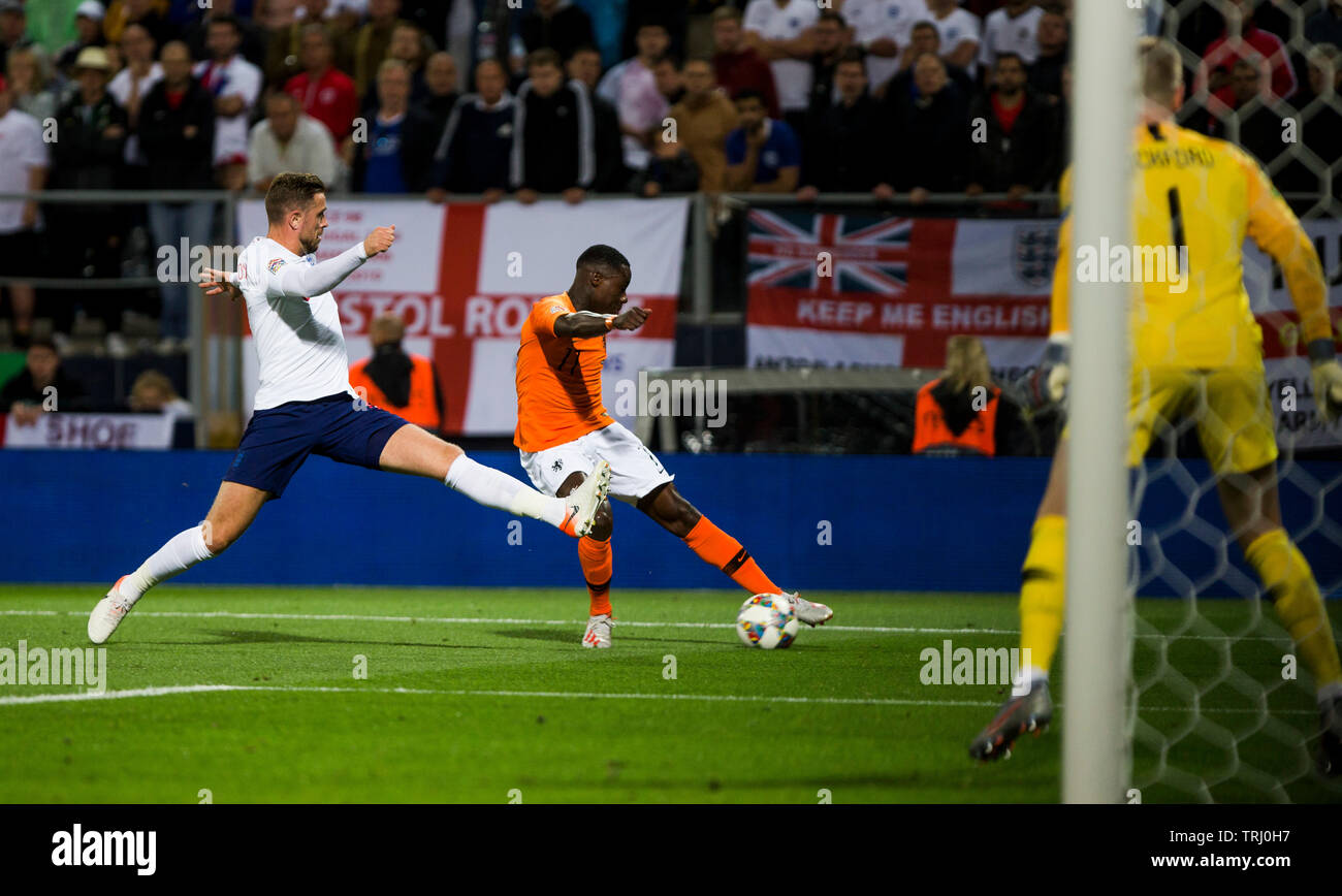 Il 6 giugno 2019, St‡dio D Afonso Henriques, Guimar'es, Portogallo; Nazioni UEFA League Football semi-finale, Paesi Bassi rispetto all'Inghilterra; Foto Stock