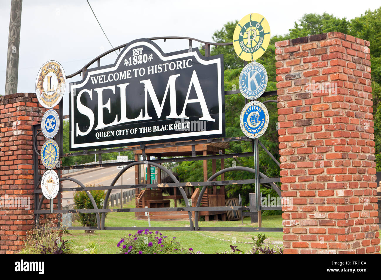 Selma, al segno prima del ponte Foto Stock