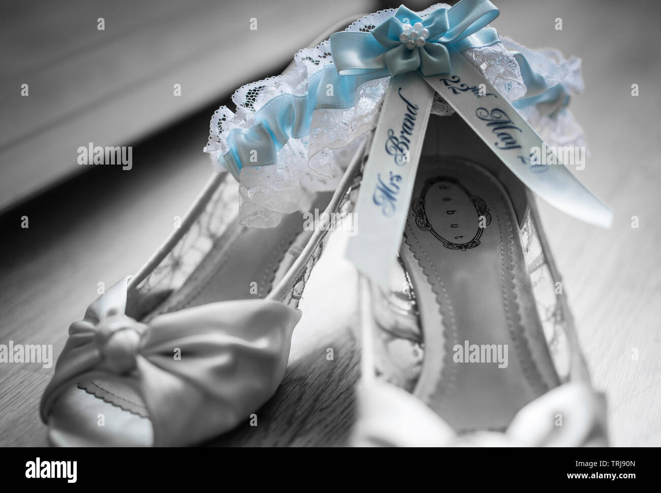 Giarrettiera Sposa In Pizzo Avorio Con Raso Azzurro - SB2BE - Foto 8