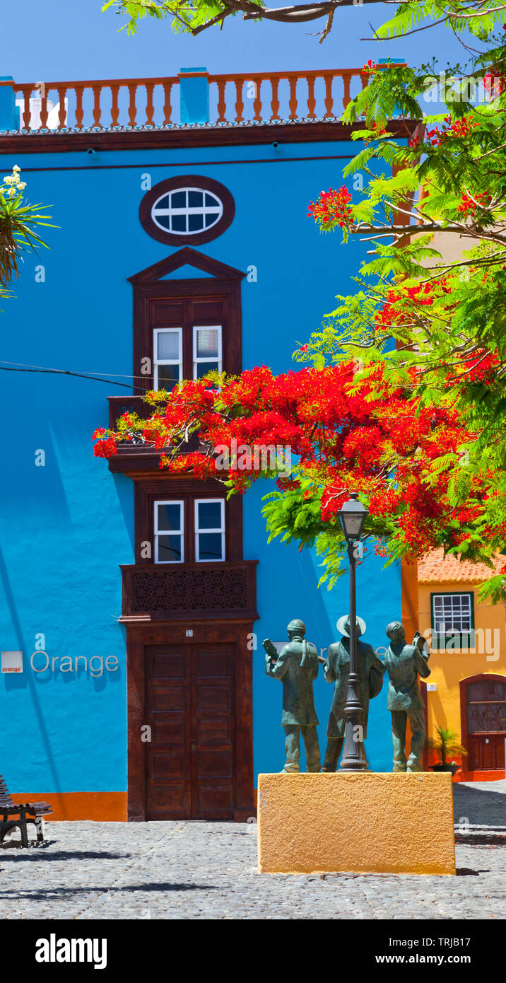 Monumento Lo Divino (1947-1997) Alma y Voz de la Navidad Palmera. Plaza Vandale. Ciudad Santa Cruz de la Palma. Isla La Palma. Provincia di Santa Cruz. Ho Foto Stock