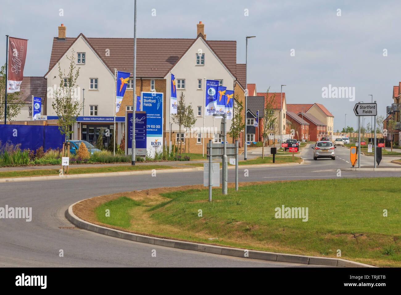 857 case disponibili presso stortfordfields, alloggiamento sviluppo terra occupazione, negozi, strutture comunitarie in Bishops Stortford, Hertfordshire, Inghilterra Foto Stock