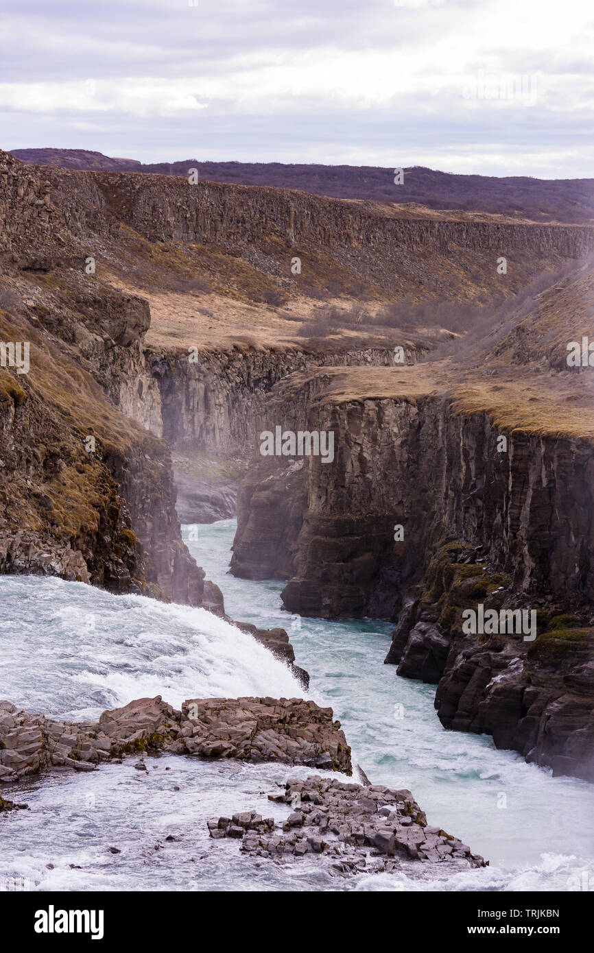 GULLFOSS, Islanda - Doppia cascata cascata sul fiume Hvita. Foto Stock