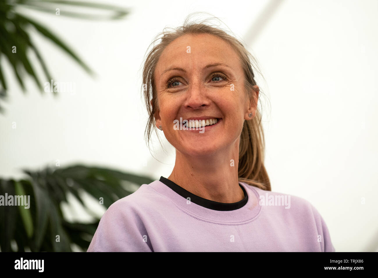 British a lunga distanza runner Paula Radcliffe, MBE. Nella foto parlando al Run Run Fest Festival nel Wiltshire. Foto Stock