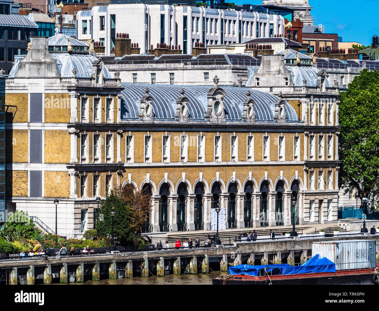 Il vecchio Mercato del Pesce di Billingsgate, ora un'ospitalità ed eventi sede nella City di Londra. Costruito 1875, il mercato del pesce spostato in una nuova posizione nel 1982 Foto Stock