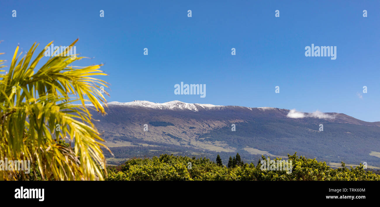 Una rara nevicata sulla sumit del cratere Haleakala in Haleakala National Park, Maui vulcano dormiente, Hawaii. Foto Stock