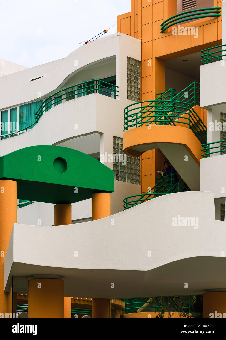 Singapore-02 APR 2019：Singapore Chancery Park Condo paesaggio colorato Foto Stock