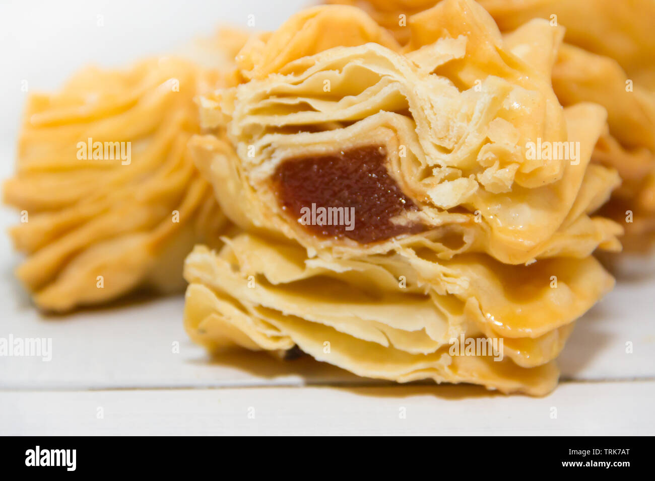 Dolci fritti con i dolci di mela cotogna e batata tipici della gastronomia Argentina Foto Stock