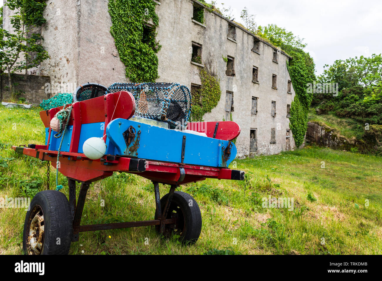 Burtonport vecchia industria della pesca e del patrimonio dei derelitti barileria edili, County Donegal, Irlanda Foto Stock