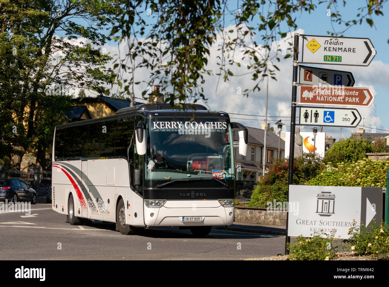 Turismo Kerry Irlanda e Kerry Coaches autobus per le strade di Killarney, County Kerry, Irlanda Foto Stock
