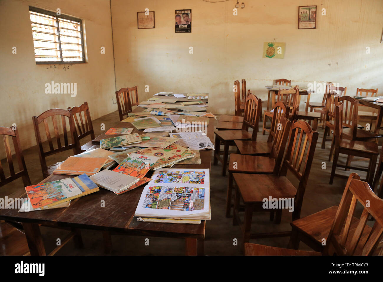 Bibliothèque. Ecole primaire d'Adjallé. La convenzione di Lomé. Il Togo. Afrique de l'Ouest. Foto Stock