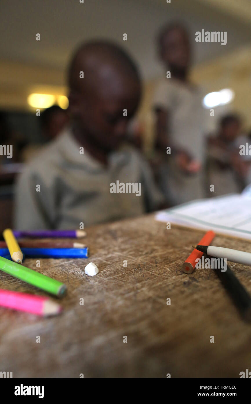 Crayons de couleur. La convenzione di Lomé. Il Togo. Afrique de l'Ouest. Foto Stock