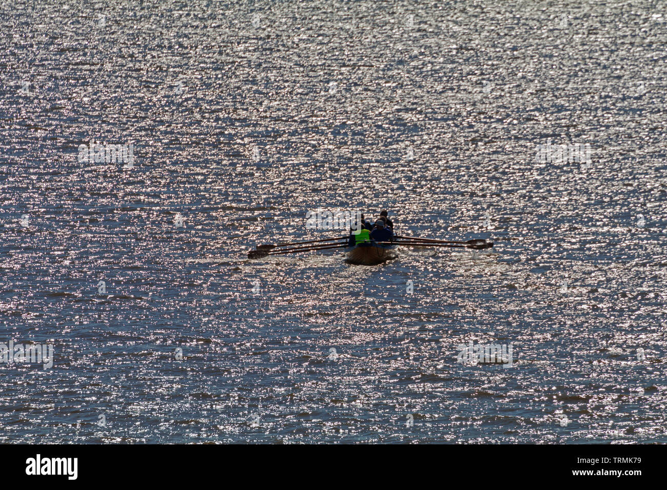 Clevedon gig pilota di formazione su un luminoso sera Foto Stock