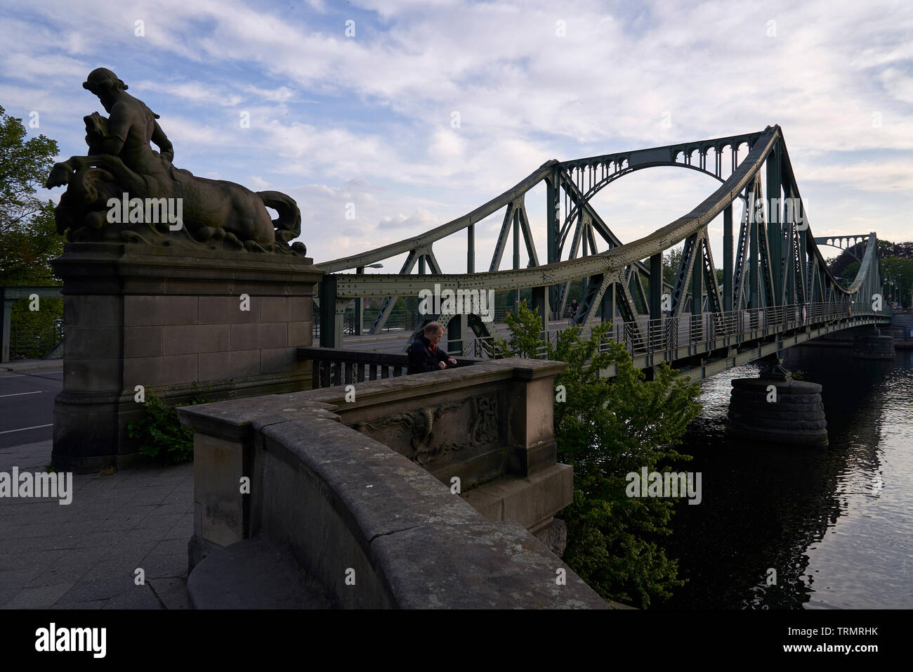 Glienicke Bridge, noto come il ponte delle spie, in questo luogo prigionieri sono stati scambiati Foto Stock