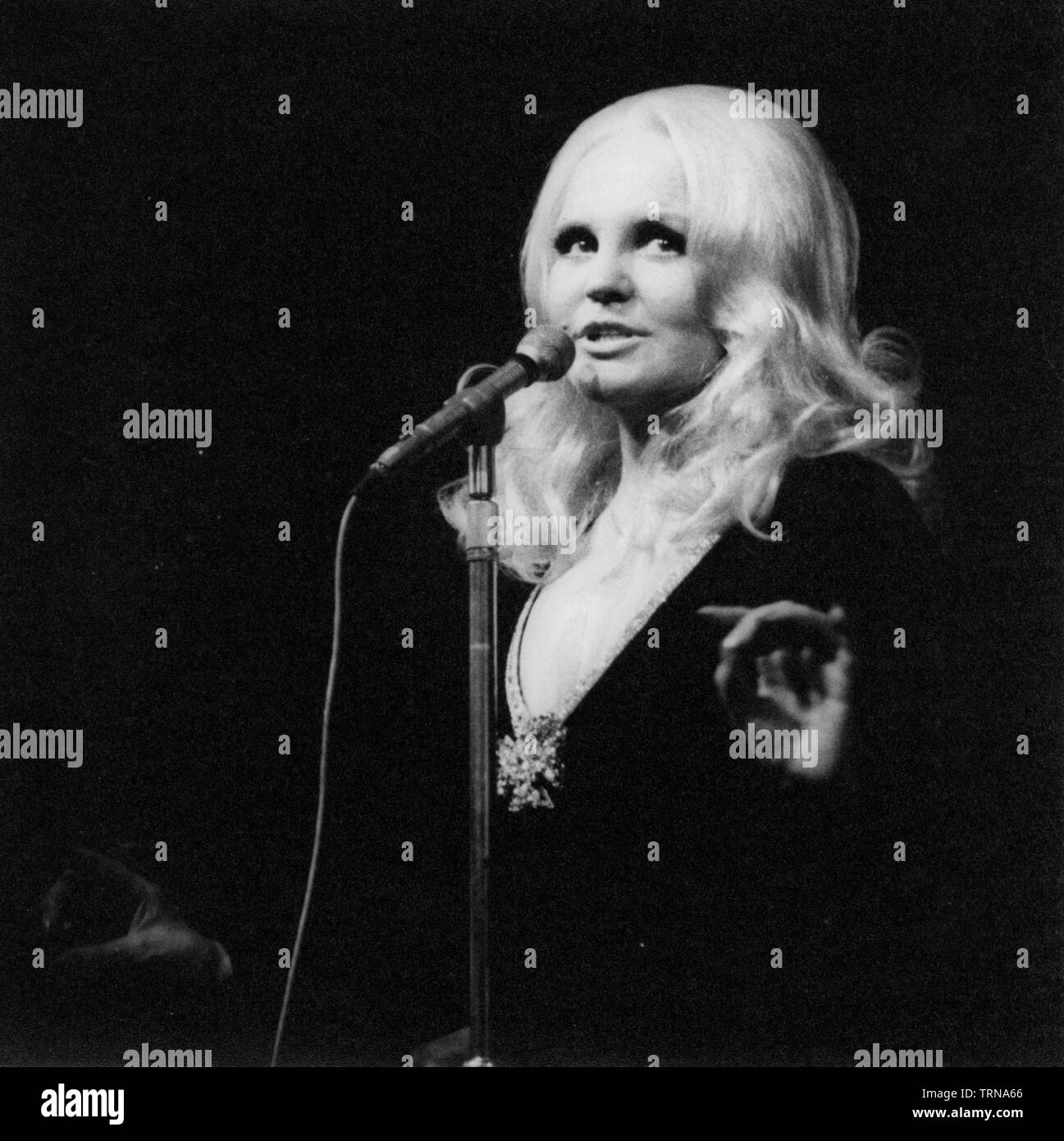 Peggy Lee, Royal Albert Hall di Londra, 1970. Autore: Brian Foskett. Foto Stock