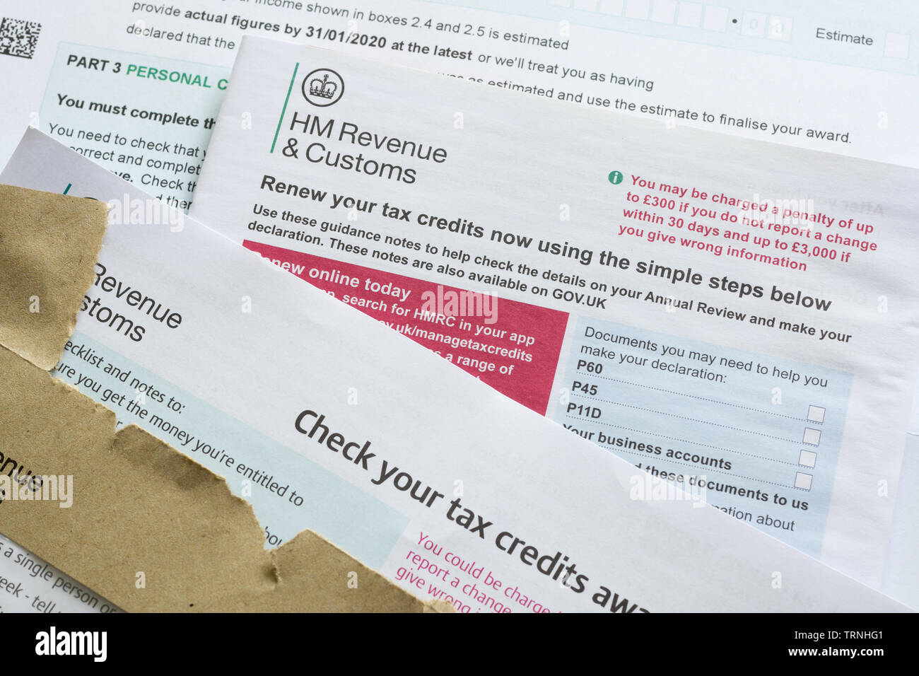 British credito di imposta promemoria di rinnovo per il governo le prestazioni di sicurezza sociale per le persone a bassa retribuzione del lavoro Foto Stock