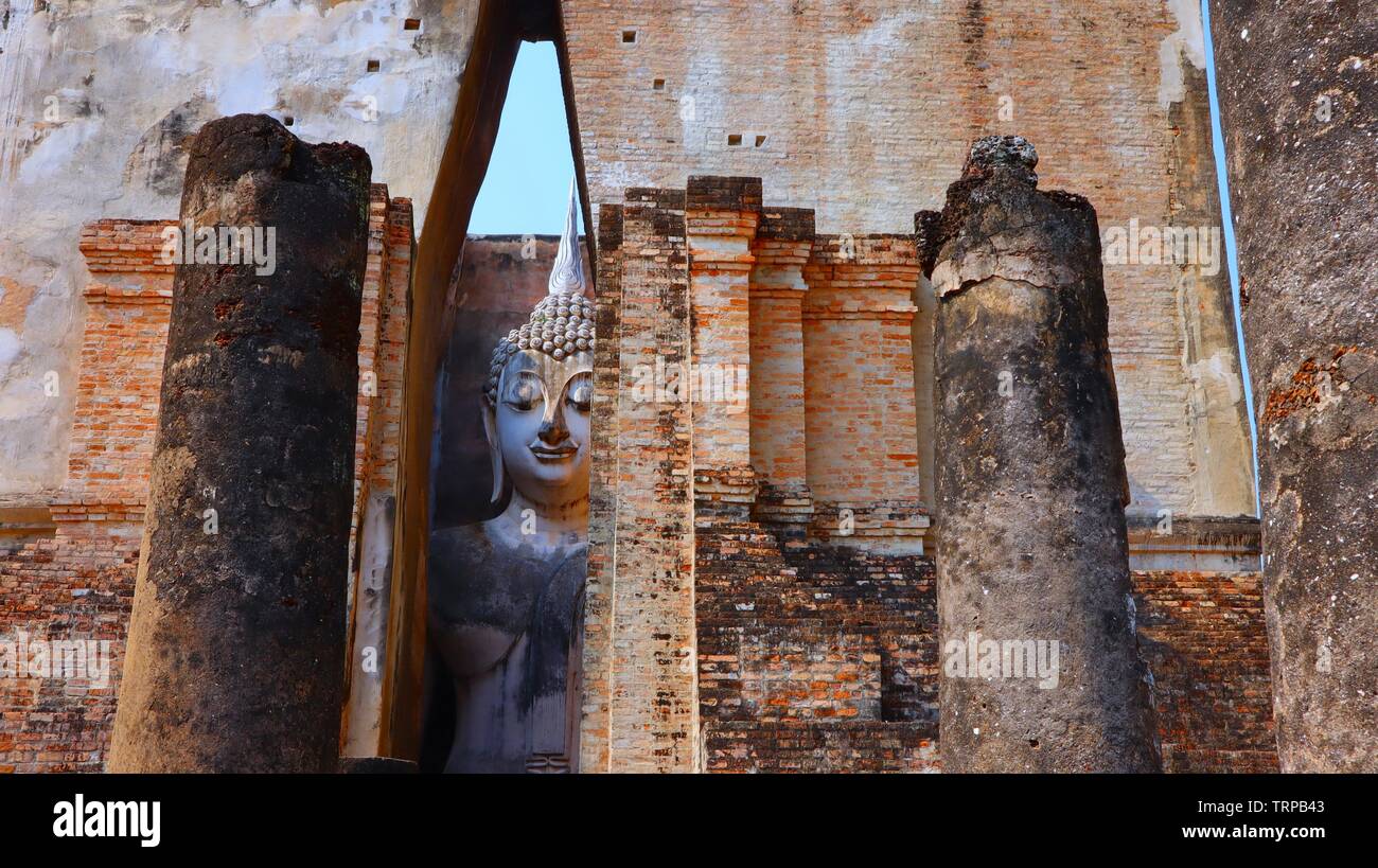 Il gigantesco antica statua del Buddha in Thailandia Foto Stock
