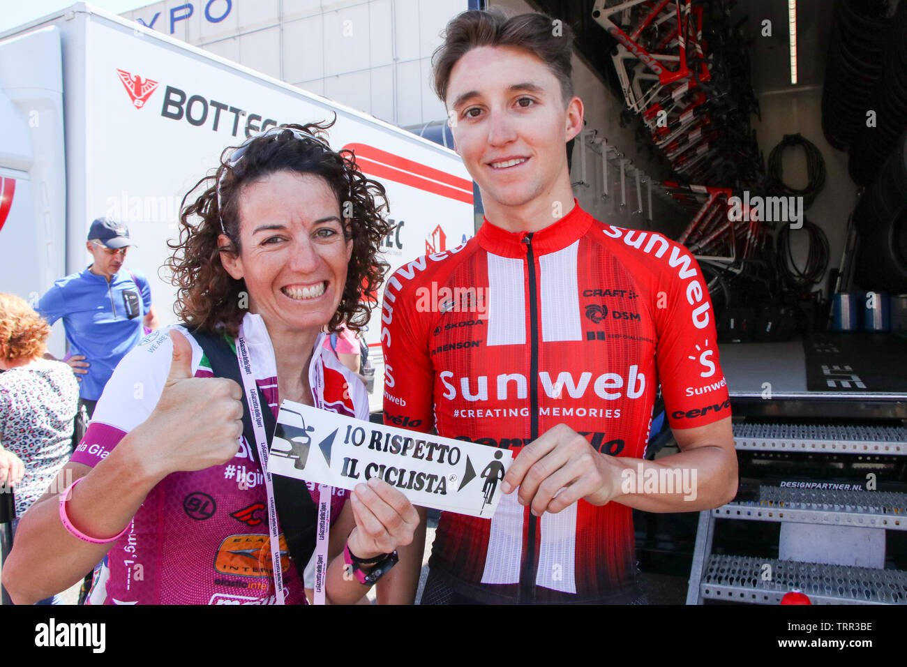 Paola Gianotti italiano ultra ciclista con pro cycling team la ragnatela solare al Giro d'Italia 2019 fase finale inizia a Verona, Italia Foto Stock