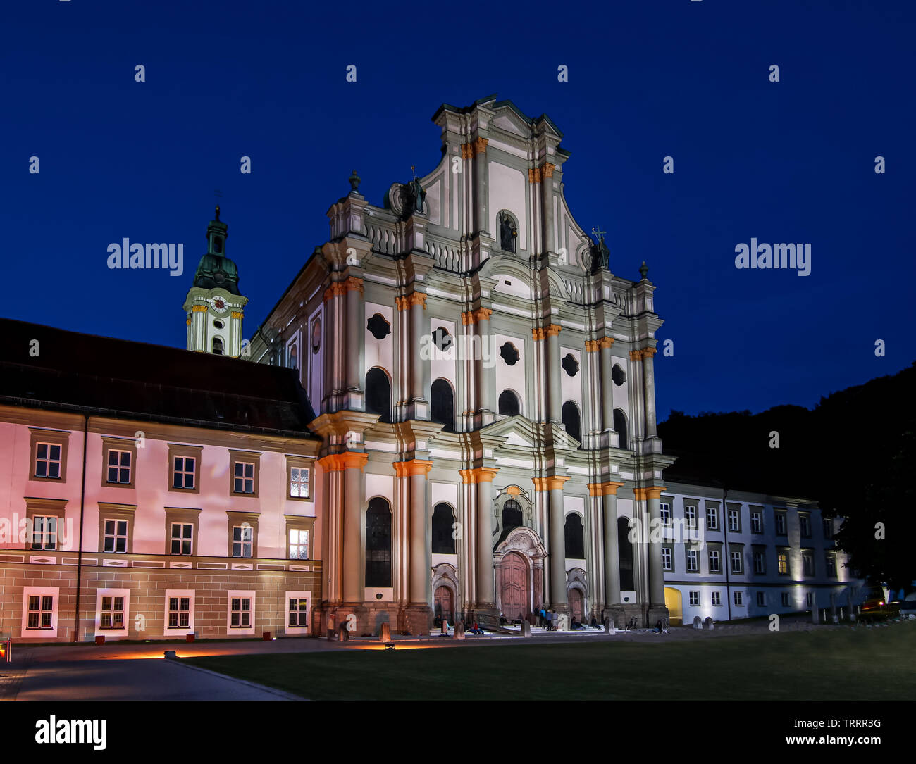 Monastero Kloster Fürstenfeld di notte, viaggi Baviera Germania Foto Stock