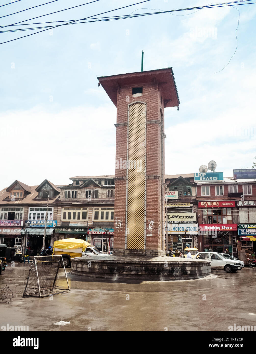 Lal Chowk Torre dell Orologio (Piazza Rossa), Srinagar, Jammu Kashmir - India, 14 Febbraio 2019 - Vista del Lal Chowk, luogo famoso per le riunioni politiche e mos Foto Stock