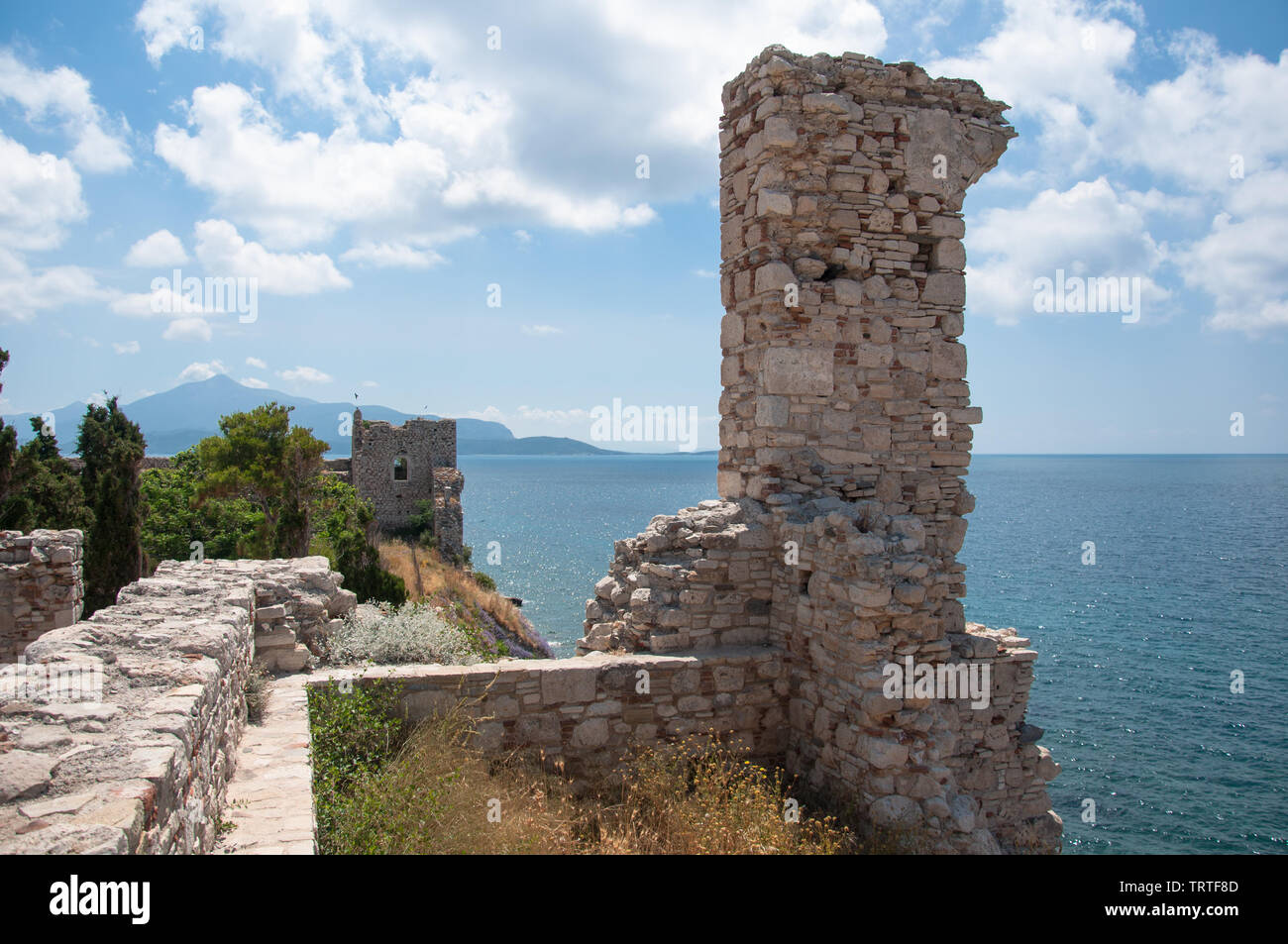 Rovine del Castello in Pythagorion città sull isola di Samos nel Mare Egeo, Grecia Foto Stock