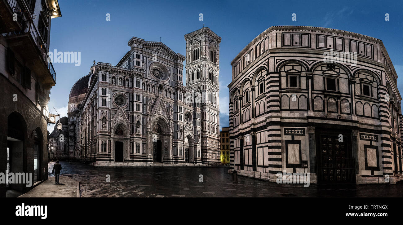 Duomo di Firenze Duomo di notte con il Battistero di San Giovanni in vista, Firenze, Italia, Europa, di fronte a uno sfondo bianco Foto Stock