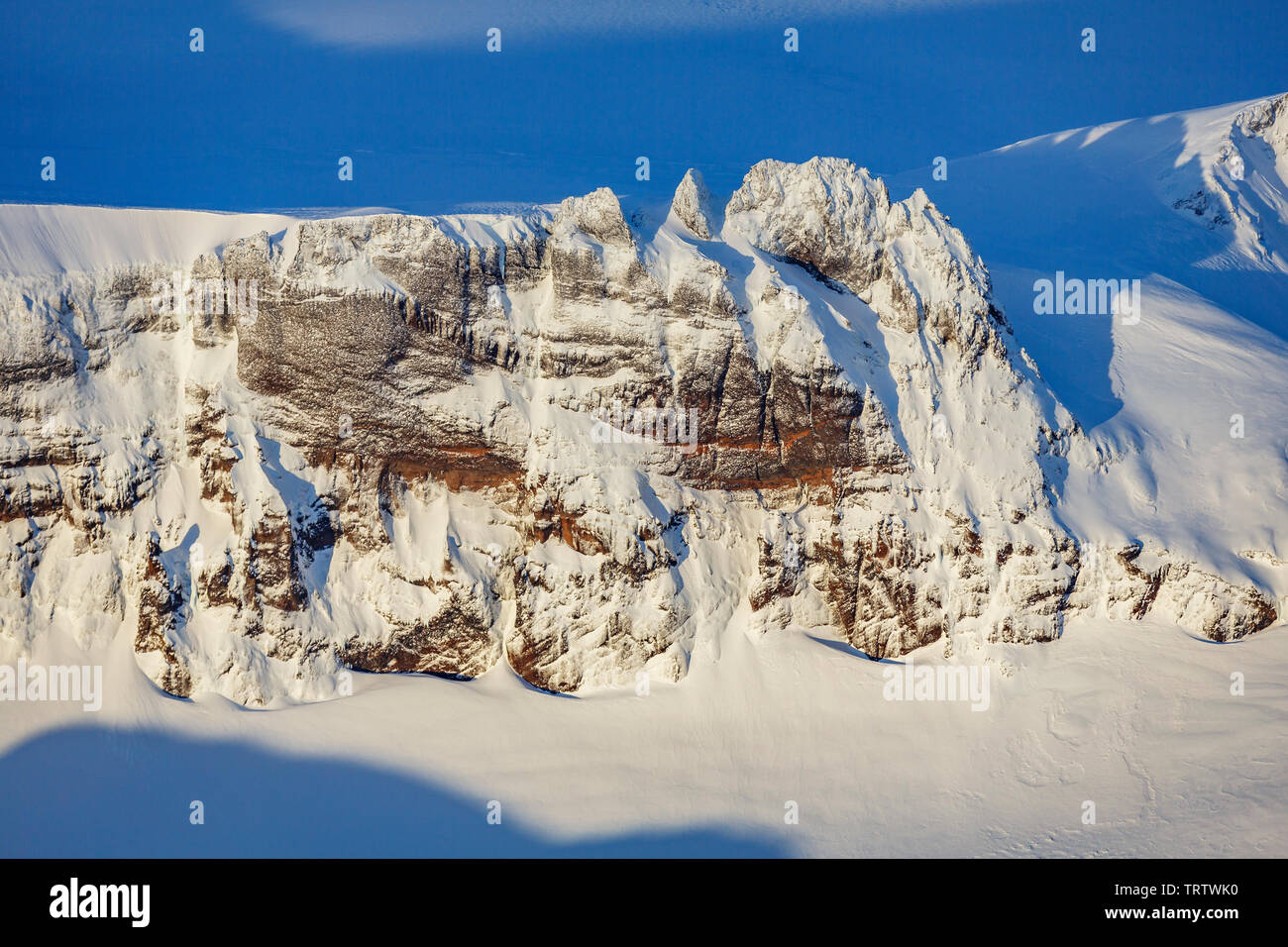 Mt. Esjufjoll, Lyngbrekkutindur picco, Vatnajokull calotta di ghiaccio, Islanda Foto Stock