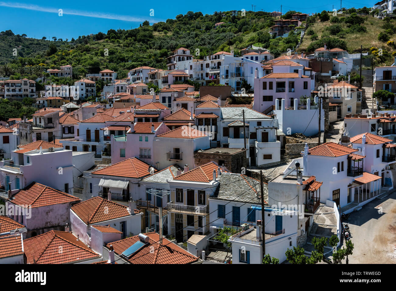 Tetti nella città di Skopelos, Sporadi settentrionali della Grecia. Foto Stock