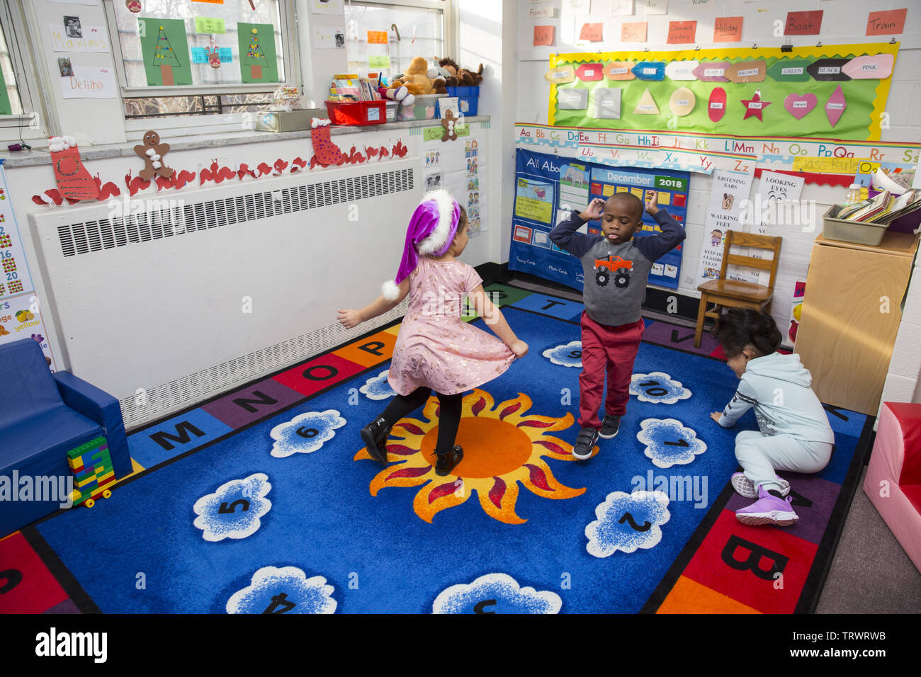 Lower East Side multi etnico- età prescolare early learning center di Manhattan, New York City. Foto Stock