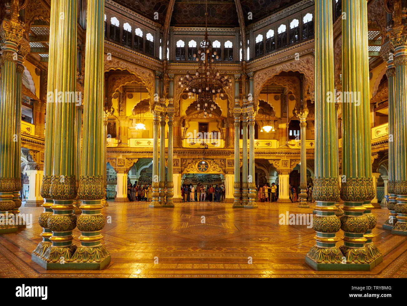 Il matrimonio Pavilion, interior shot di Mysore Palace o palazzo ambavilas, Mysore Hassan, Karnataka, India Foto Stock