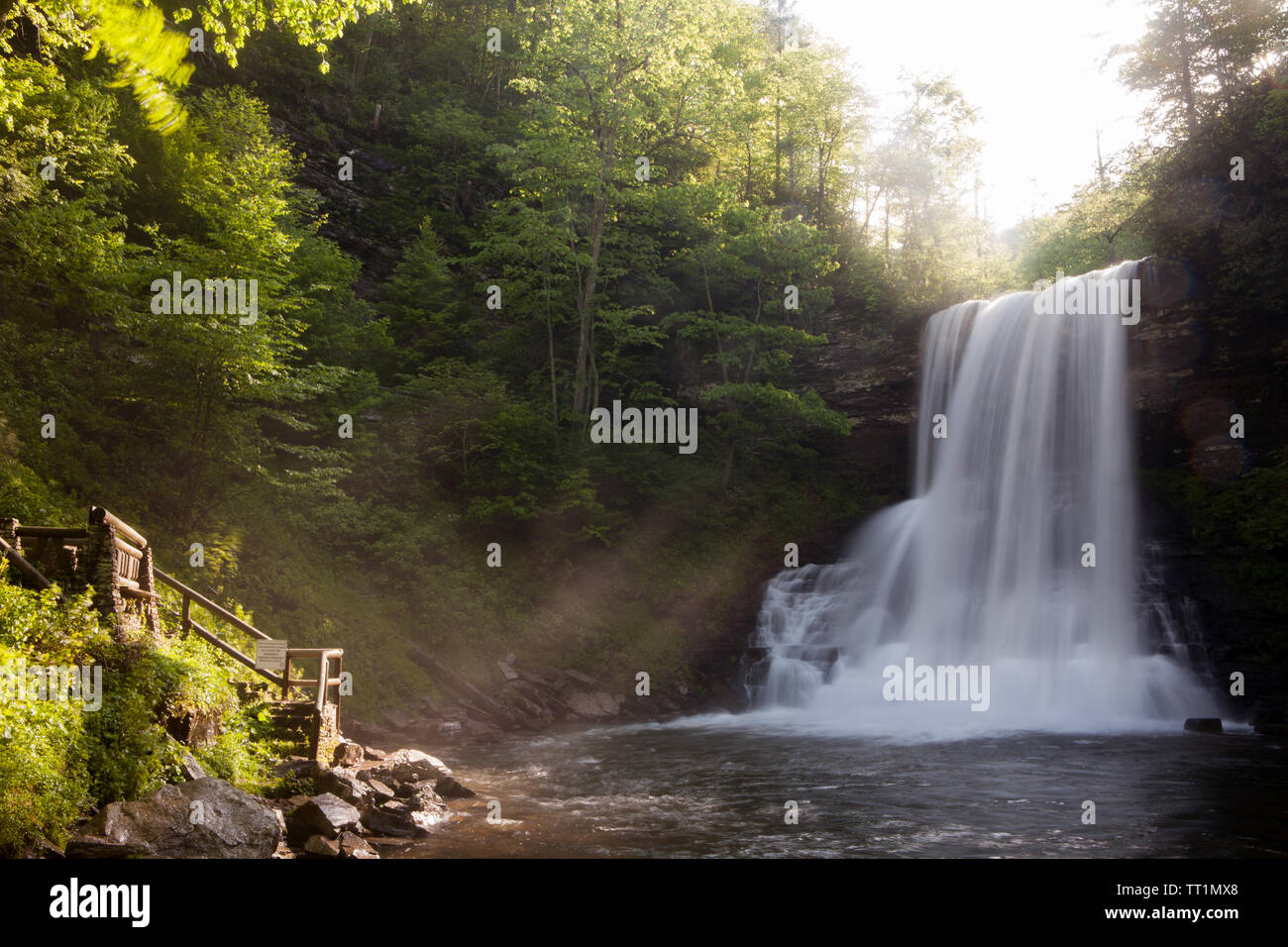 Cascata cade nel sud-ovest della Virginia di sunrise, Pembroke Foto Stock