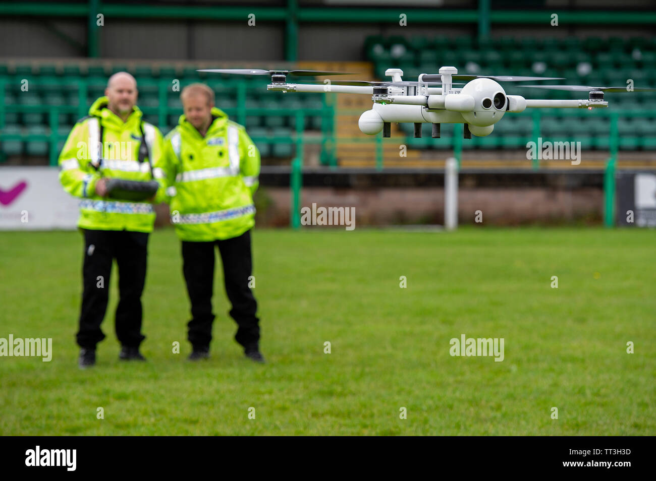 Caerphilly, Regno Unito. Xiii Giugno, 2019. Il cielo mantis drone in azione Credit: ATHENA AGENZIA IMMAGINE LTD/Alamy Live News Foto Stock