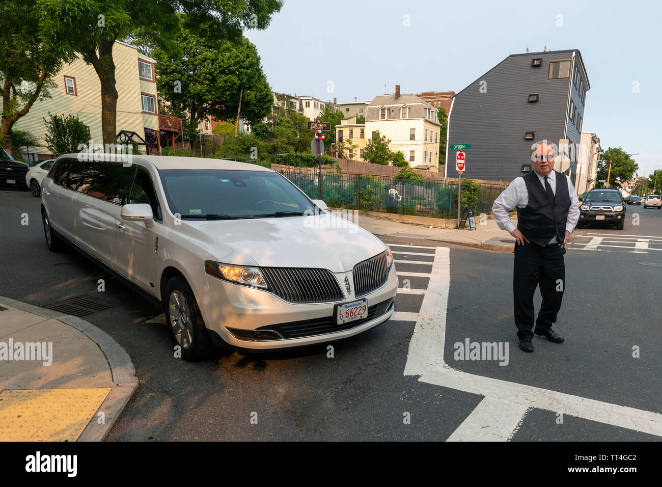 Limousine Stretch Limousine autista Boston, Massachusetts, STATI UNITI D'AMERICA Foto Stock