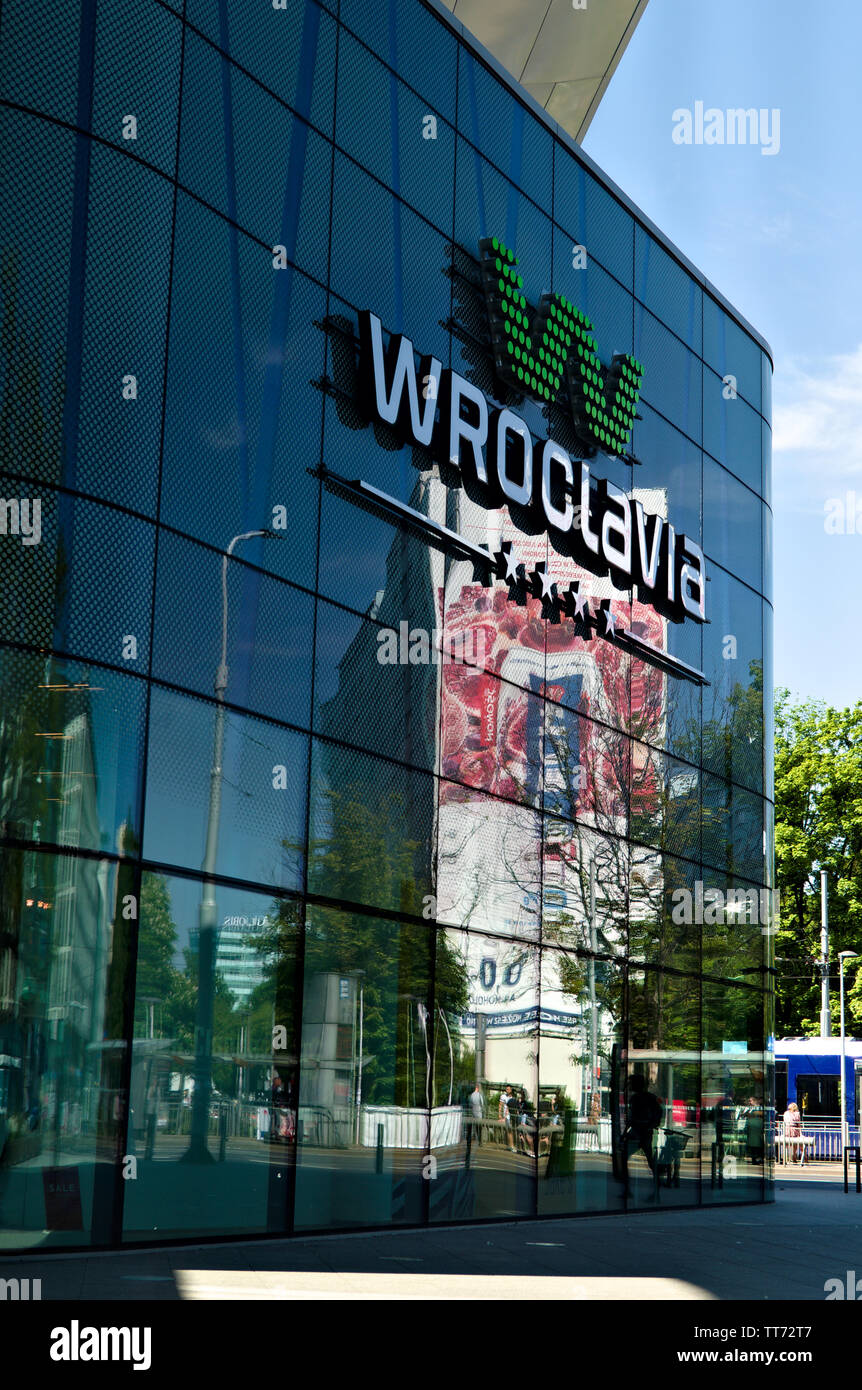 Shopping center facciata in Wroclaw - Wroclavia Foto Stock