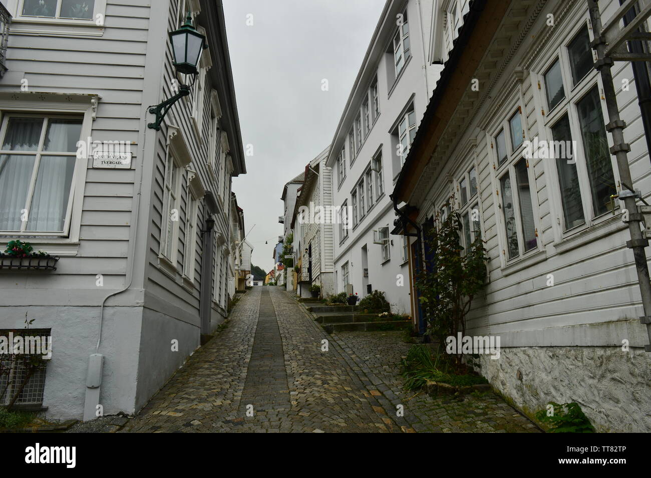 Strada tradizionale nella Vecchia Bergen Foto Stock