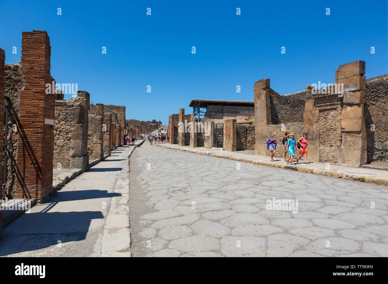 Pompei, antica città romana nei pressi di Napoli moderno nella regione Campania Italia che è stata sepolta sotto 4 a 6 m di ceneri vulcaniche e pomice in er Foto Stock