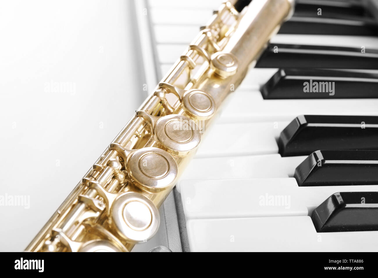 Per flauto e pianoforte da vicino Foto stock - Alamy