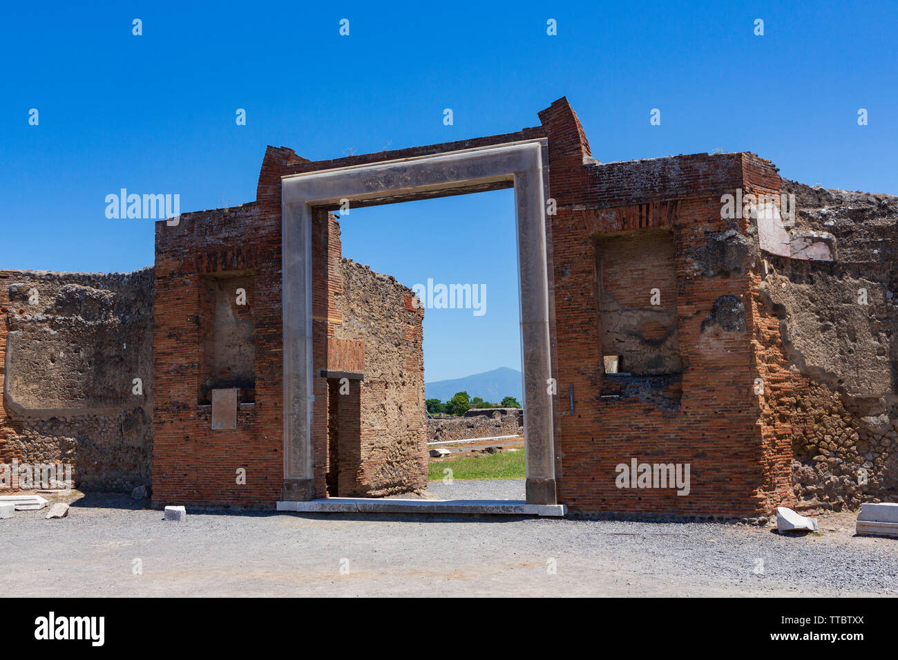 Pompei, antica città romana nei pressi di Napoli moderno nella regione Campania Italia che è stata sepolta sotto 4 a 6 m di ceneri vulcaniche e pomice in er Foto Stock